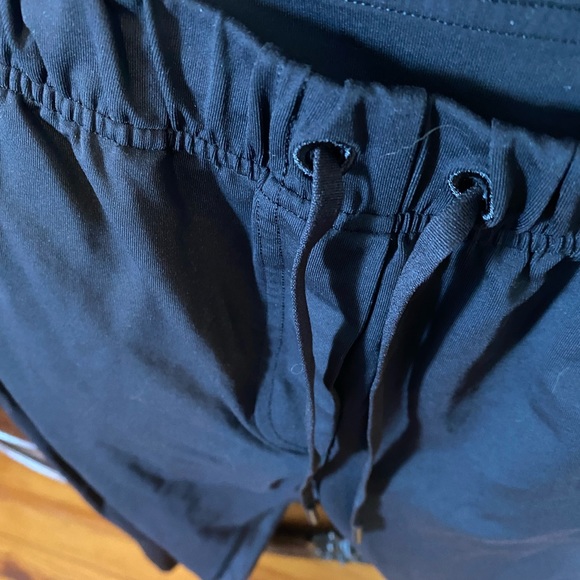 Black jet set crop size 6 lululemon 2 pairs trousers city - Picture 5 of 5